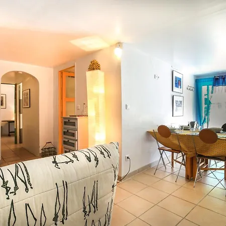 Du Four A Chaux Holiday home *