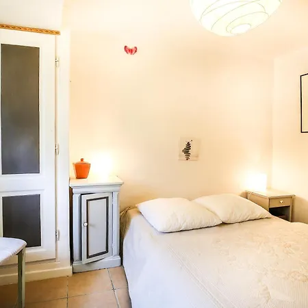 Holiday home Du Four A Chaux *